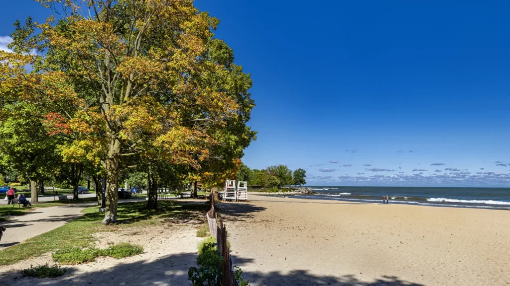Evanston, IL